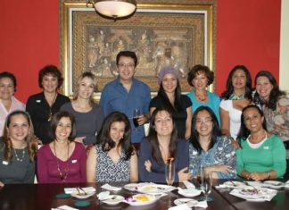 Almuerzo de las latinas y el latino de Minhang