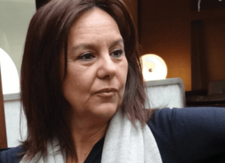 María Dueñas:玛利亚 杜埃尼亚斯 María Dueñas: La literatura aporta enormes oportunidades para que se acerquen la cultura oriental y occidental