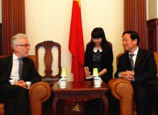 Entrevista completa con Francisco Miguel Ferro Cónsul General de la República de Argentina en Shanghái 采访弗朗西斯科·米格尔·菲罗 阿根廷驻上海领事馆总领事