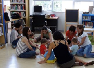 Niños y madres de habla hispana tienen un rincón en Shanghái para compartir en su propio idioma