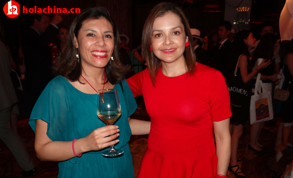 Sra. Paola Valverde y Sra. Karina Morales, Cónsul General del Ecuador en Shanghái